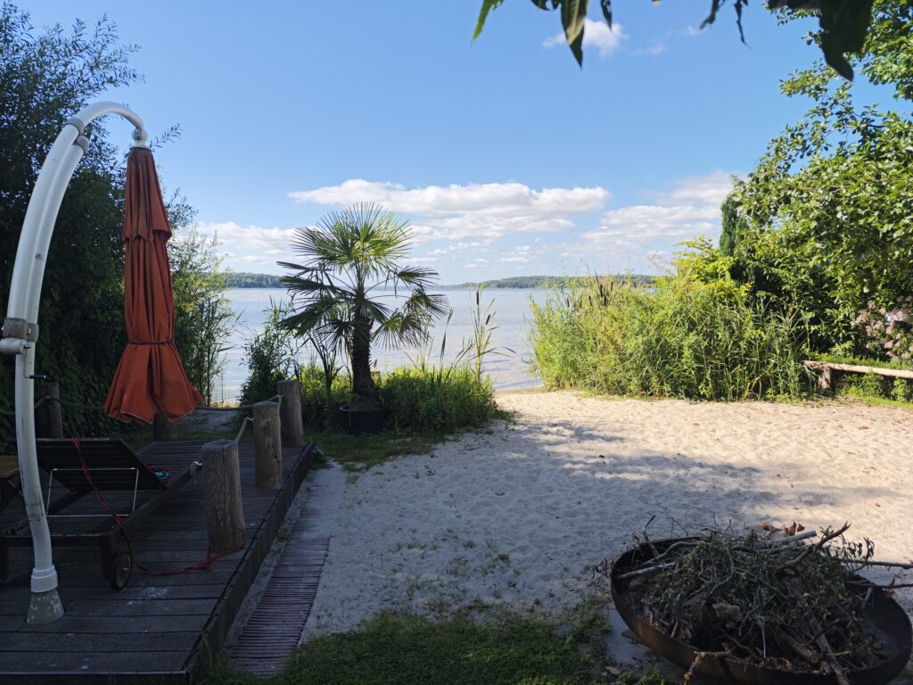 Ferienhaus Müritz mit eigenem Strandzugang direkt am Wasser