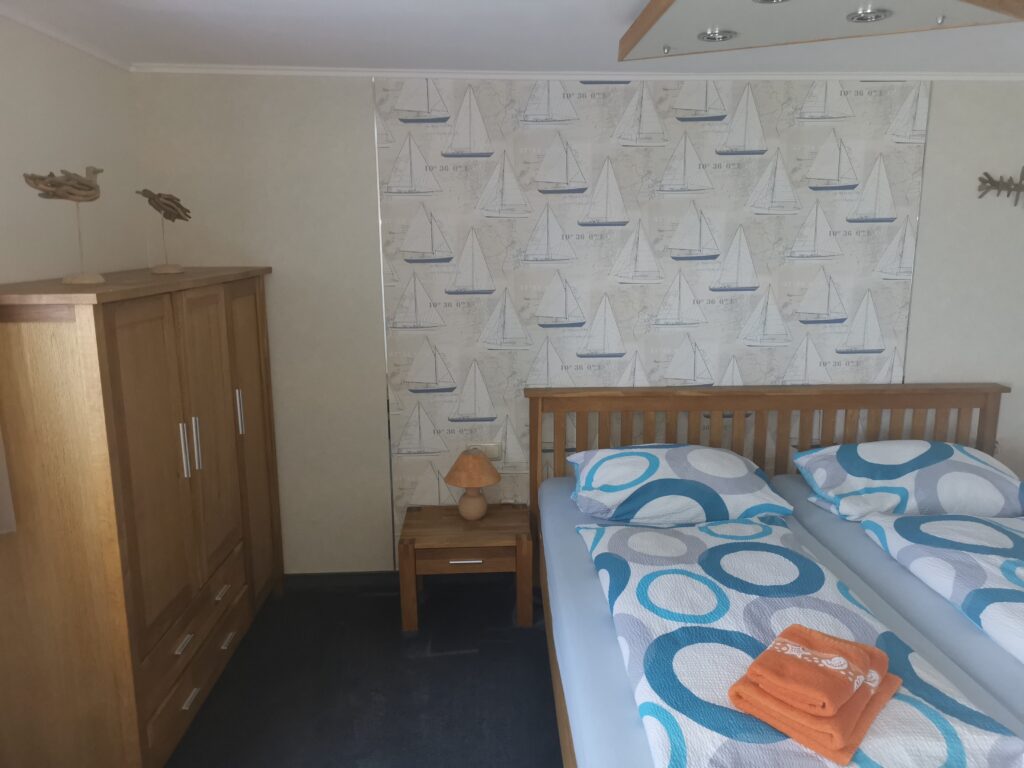 Schlafzimmer:
Schlafzimmer im Strandhaus mit zwei Betten